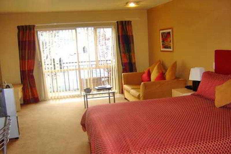 Tussock Peak Lodge Hanmer Springs Εξωτερικό φωτογραφία