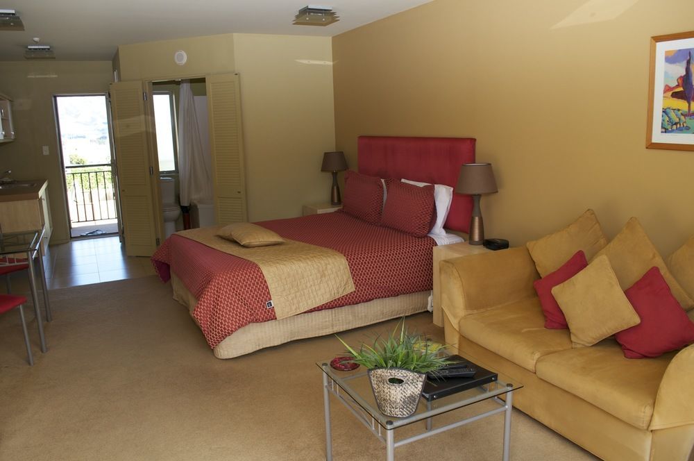 Tussock Peak Lodge Hanmer Springs Εξωτερικό φωτογραφία
